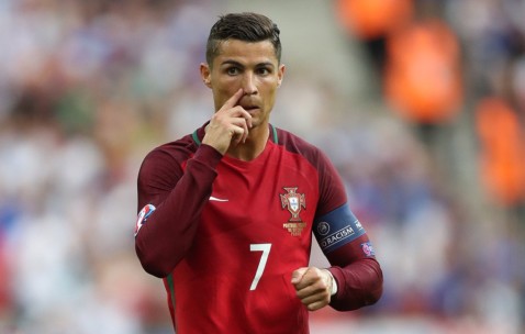 爱游戏APP-电竞赛场焦点！荷兰队对阵阿根廷队，连胜纪录继续刷新，球队势不可挡